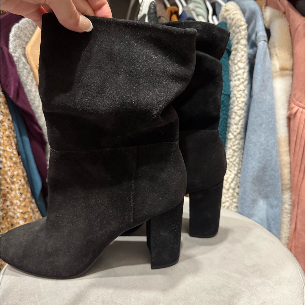 Elegant Black Suede Women's Boots